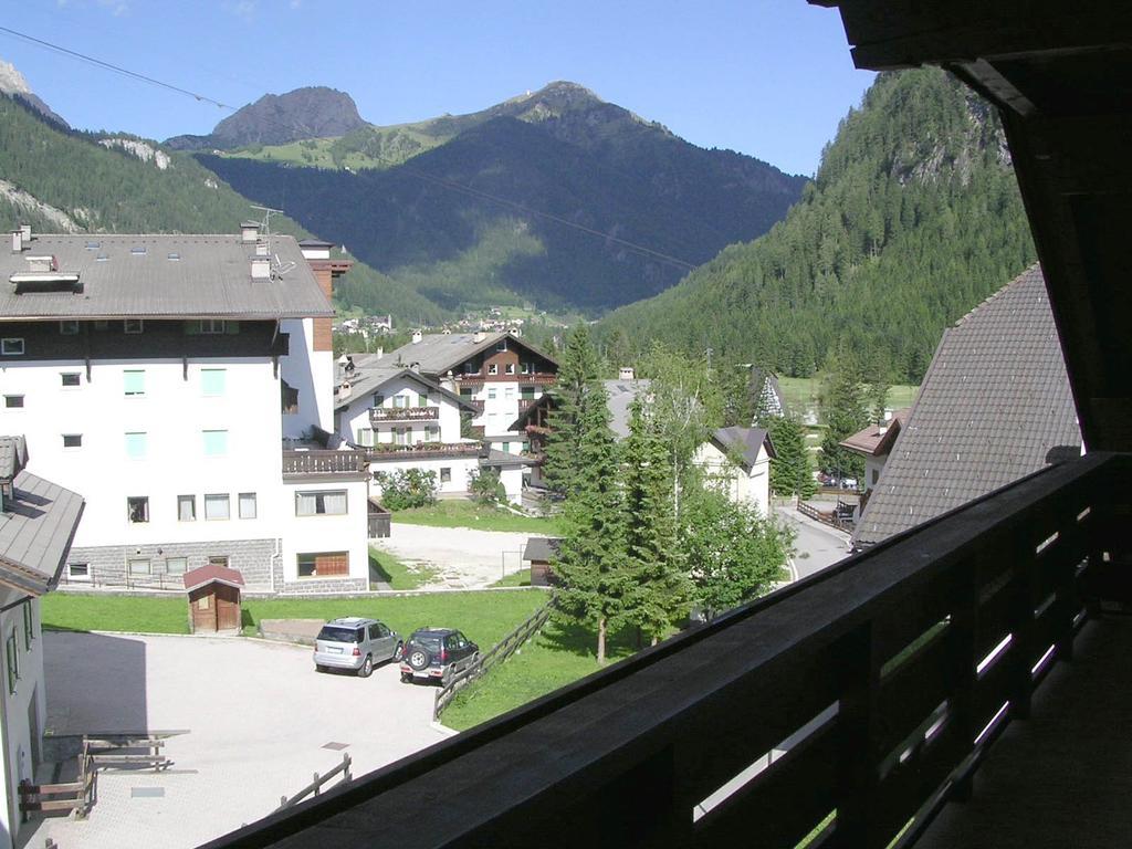 Apartamento La Casa Duron Campitello di Fassa Exterior foto