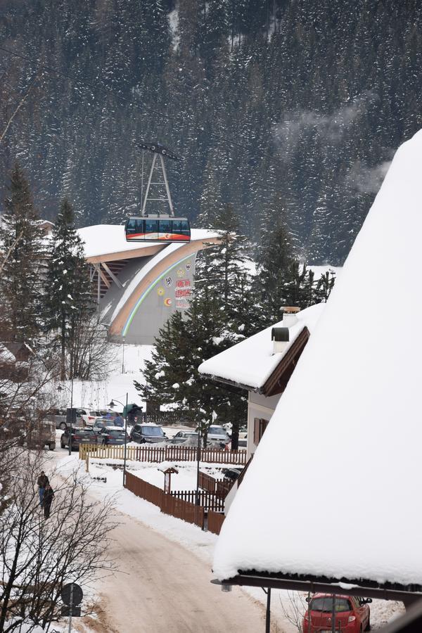 Apartamento La Casa Duron Campitello di Fassa Exterior foto