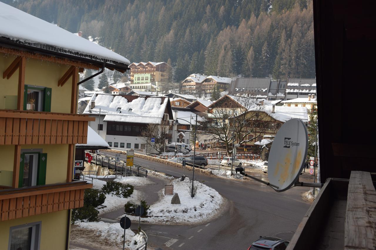 Apartamento La Casa Duron Campitello di Fassa Exterior foto